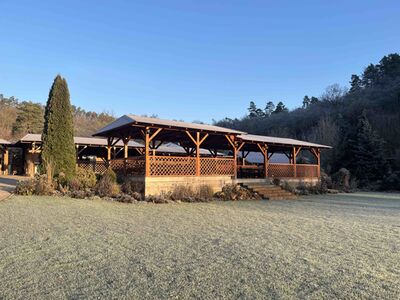 Pergoly | Salonek k pronájmu v Brně