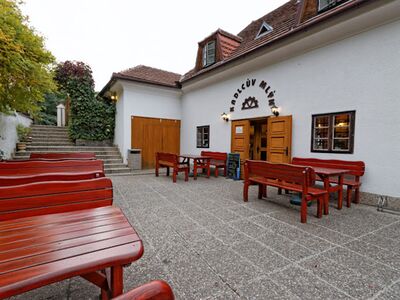 Restaurace Kadlcův mlýn | Firemní večírky v Kadlcově mlýně