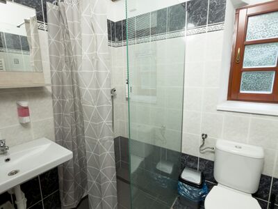 Pokoj č.19 - koupelna | Třílůžkové pokoje – Penzion Kadlcův mlýn